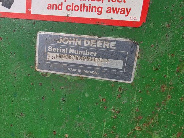 Image of John Deere 686 equipment image 4