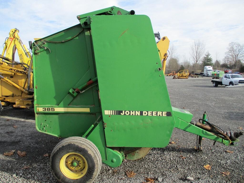 Main image John Deere 385