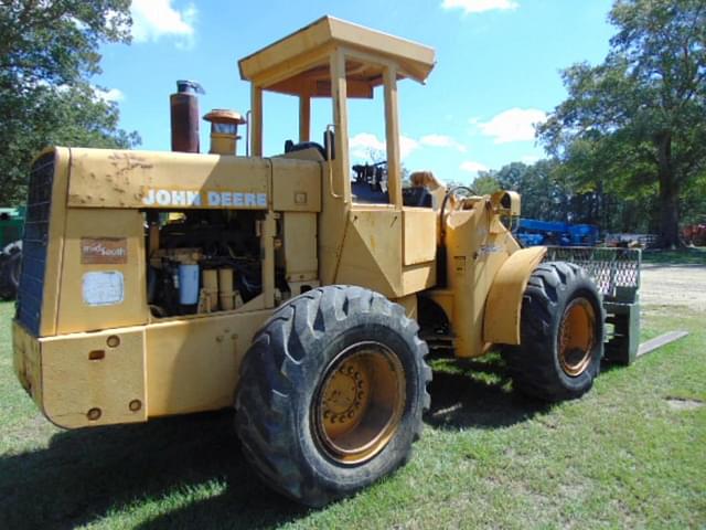 Image of John Deere 544C equipment image 1