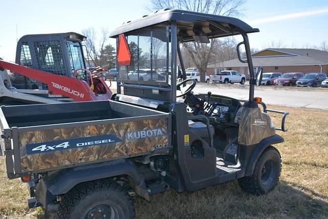 Image of Kubota RTV900 equipment image 2