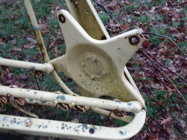 Image of New Holland 256 equipment image 3