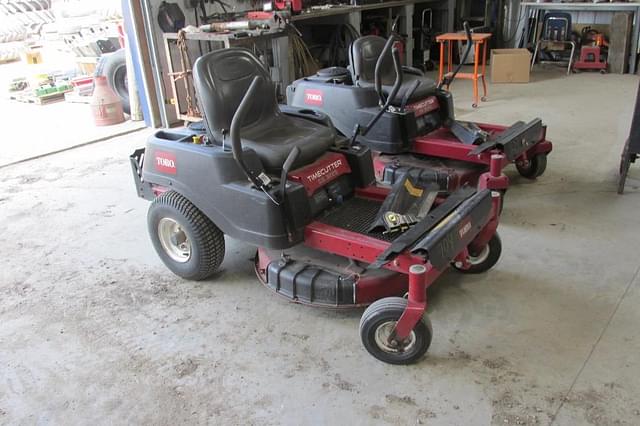 Image of Toro Timecutter SS3225 equipment image 2