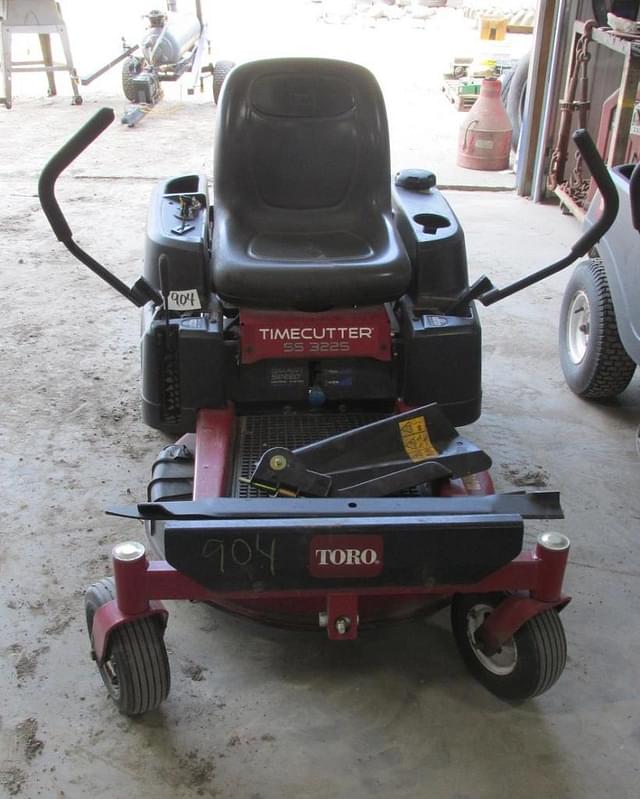 Image of Toro Timecutter SS3225 equipment image 1