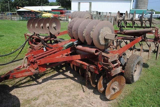 Image of International Harvester 470 equipment image 1