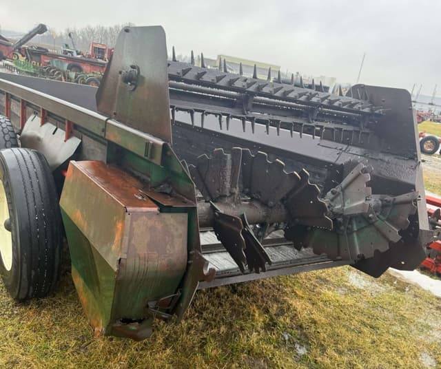 Image of New Idea 218 equipment image 3