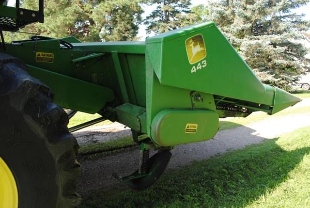 Image of John Deere 443 equipment image 4