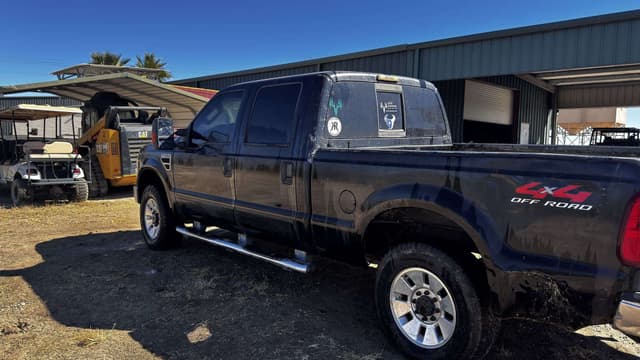 Image of Ford F-250 equipment image 4