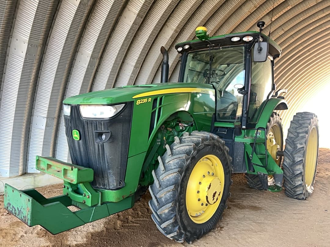 Image of John Deere 8235R Primary image