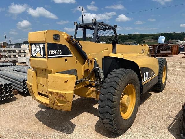 Image of Caterpillar TH360B equipment image 4