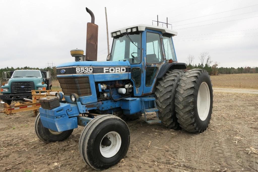 Main image Ford 8530
