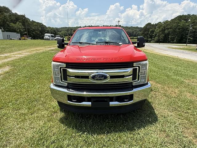 Image of Ford F-250 equipment image 4