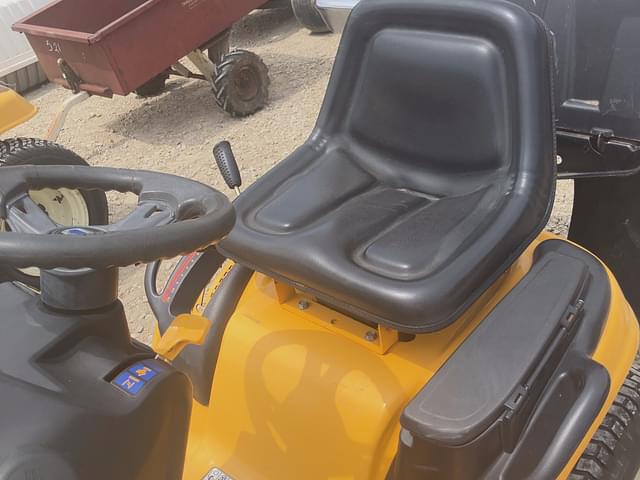 Image of Cub Cadet LTX1045 equipment image 3