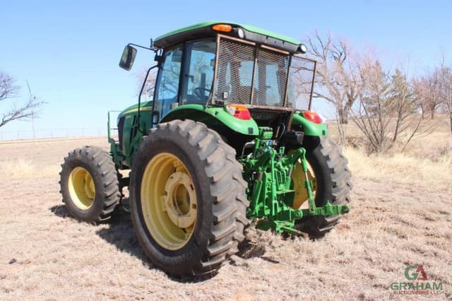 Image of John Deere 6130D equipment image 3