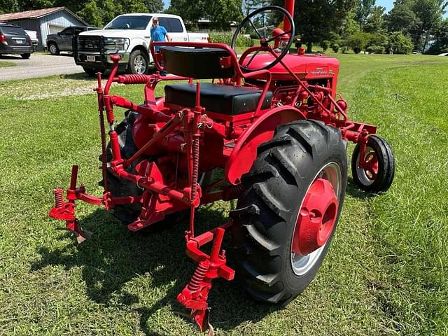 Image of Farmall 100 equipment image 4