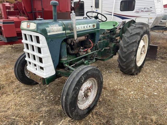 Image of Oliver 550 equipment image 4