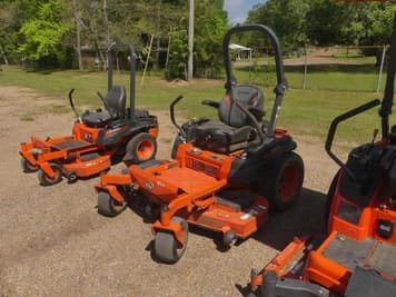 Main image Kubota Z422