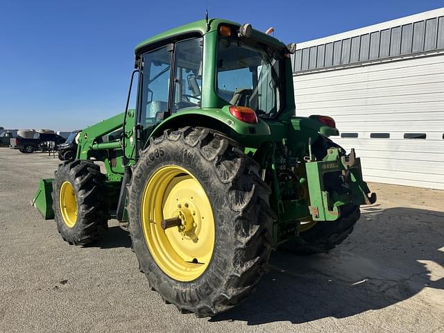 Image of John Deere 6430 equipment image 3