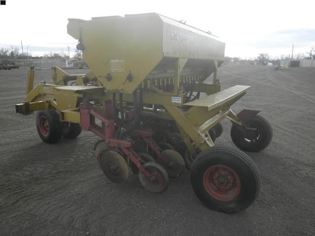 Image of Haybuster 1000 equipment image 2