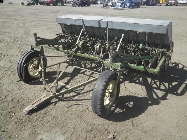 Image of John Deere Van Brunt equipment image 2