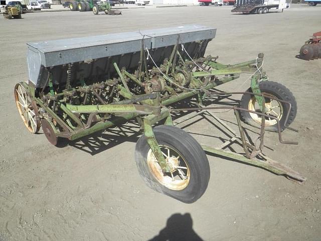 Image of John Deere Van Brunt equipment image 1