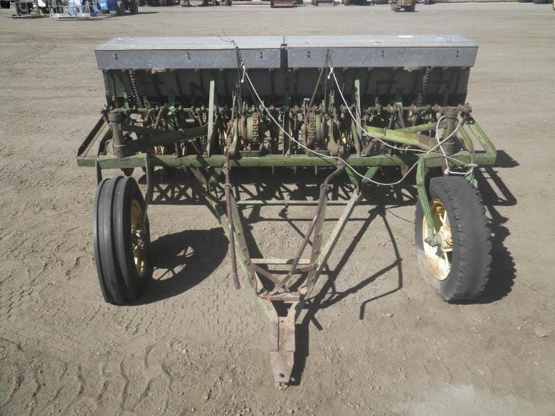 Main image John Deere Van Brunt