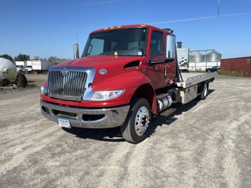 Main image International MV607