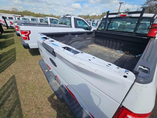 Image of Ford F-150 equipment image 4