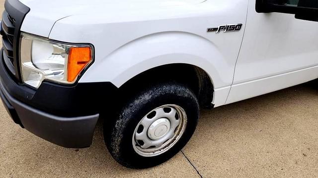 Image of Ford F-150 equipment image 2