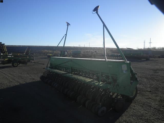 Image of John Deere 520 equipment image 2