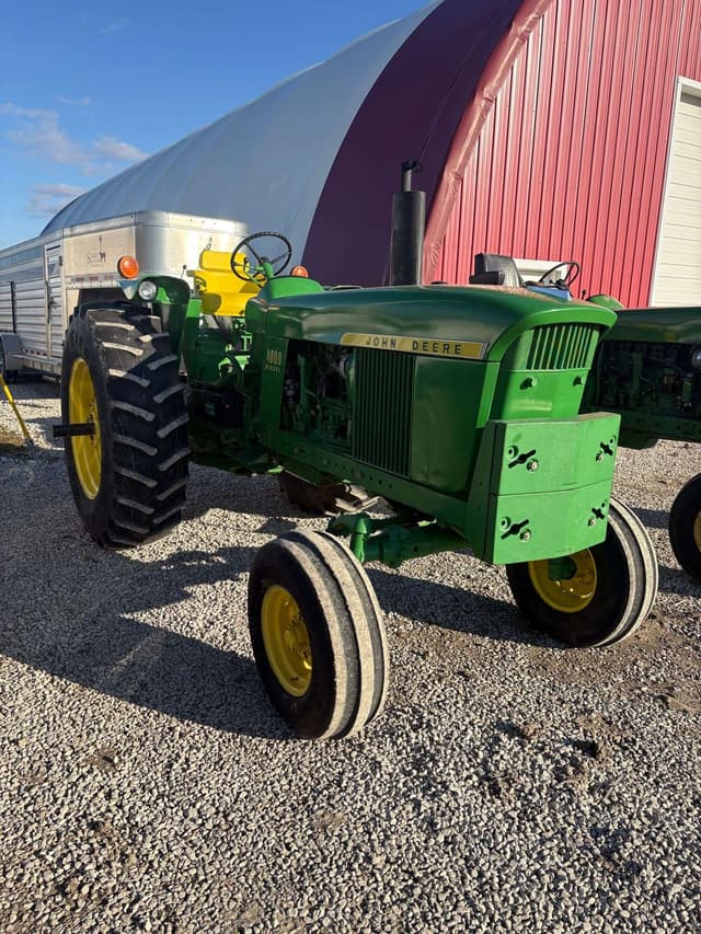 Image of John Deere 4000 equipment image 3