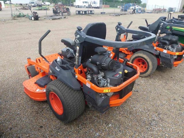 Image of Kubota Z726X equipment image 3