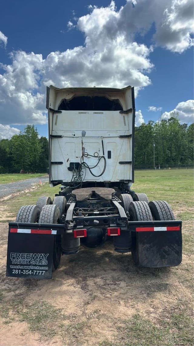 Image of International ProStar equipment image 3