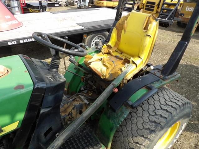 Image of John Deere 4100 equipment image 4