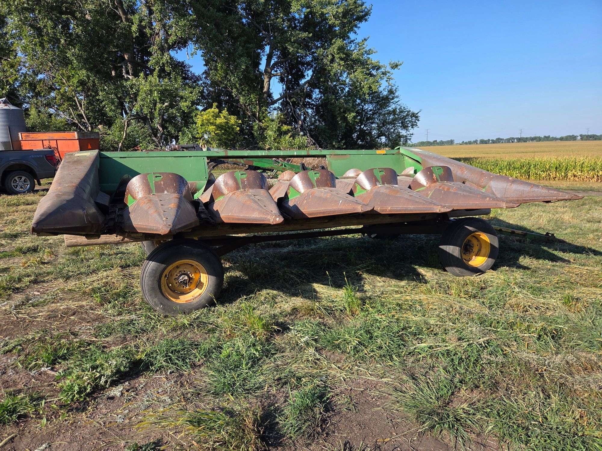 John Deere 643 Equipment Image0
