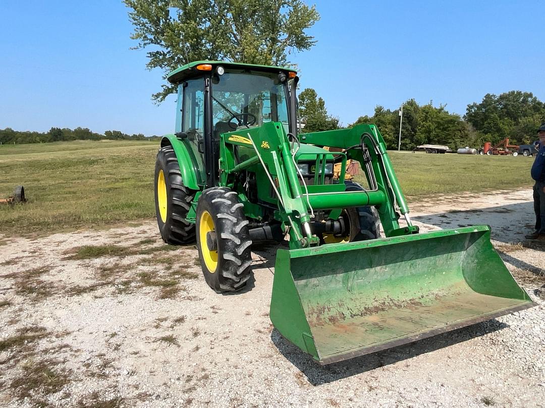 Image of John Deere 5603 Primary image