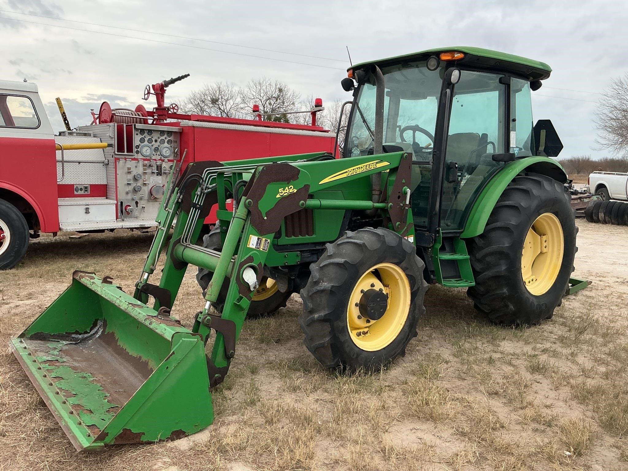 John Deere 5603 Equipment Image0