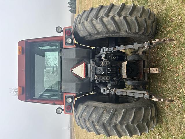 Image of International Harvester 5488 equipment image 3