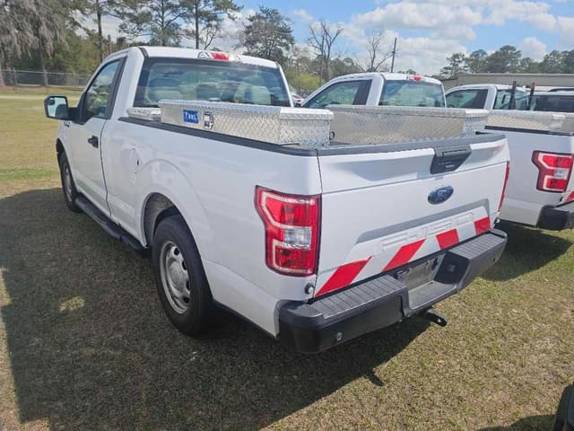 Image of Ford F-150 equipment image 2