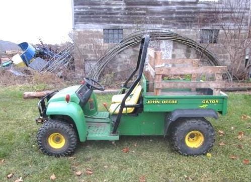 Main image John Deere Gator