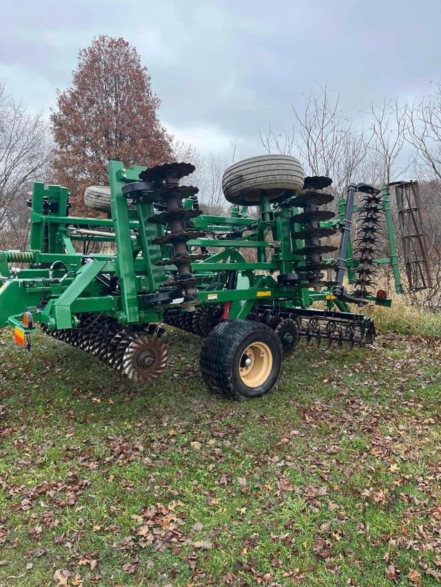 Image of Great Plains 1800TM equipment image 1