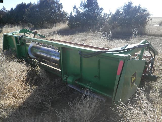 Image of John Deere 216 equipment image 2