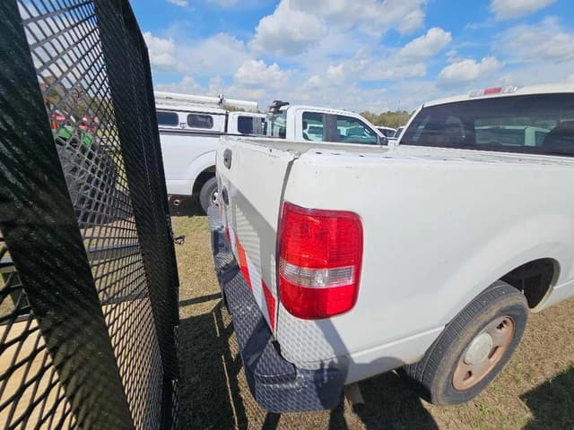 Image of Ford F-150 equipment image 4