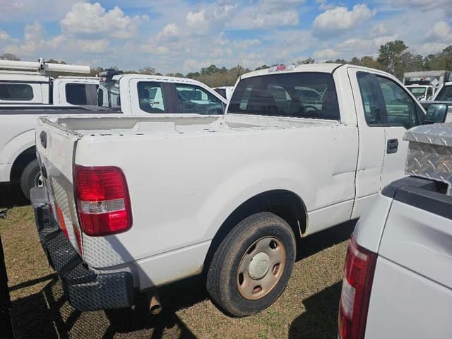 Image of Ford F-150 equipment image 3