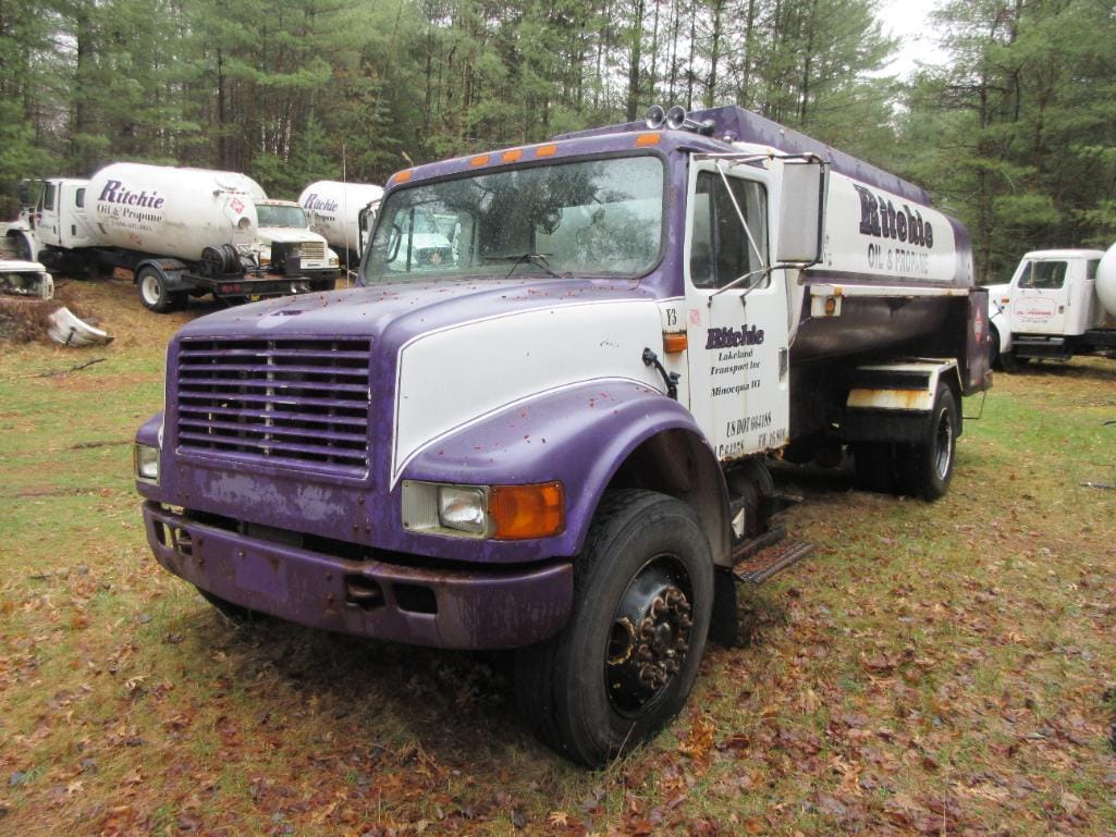 Main image International 4900