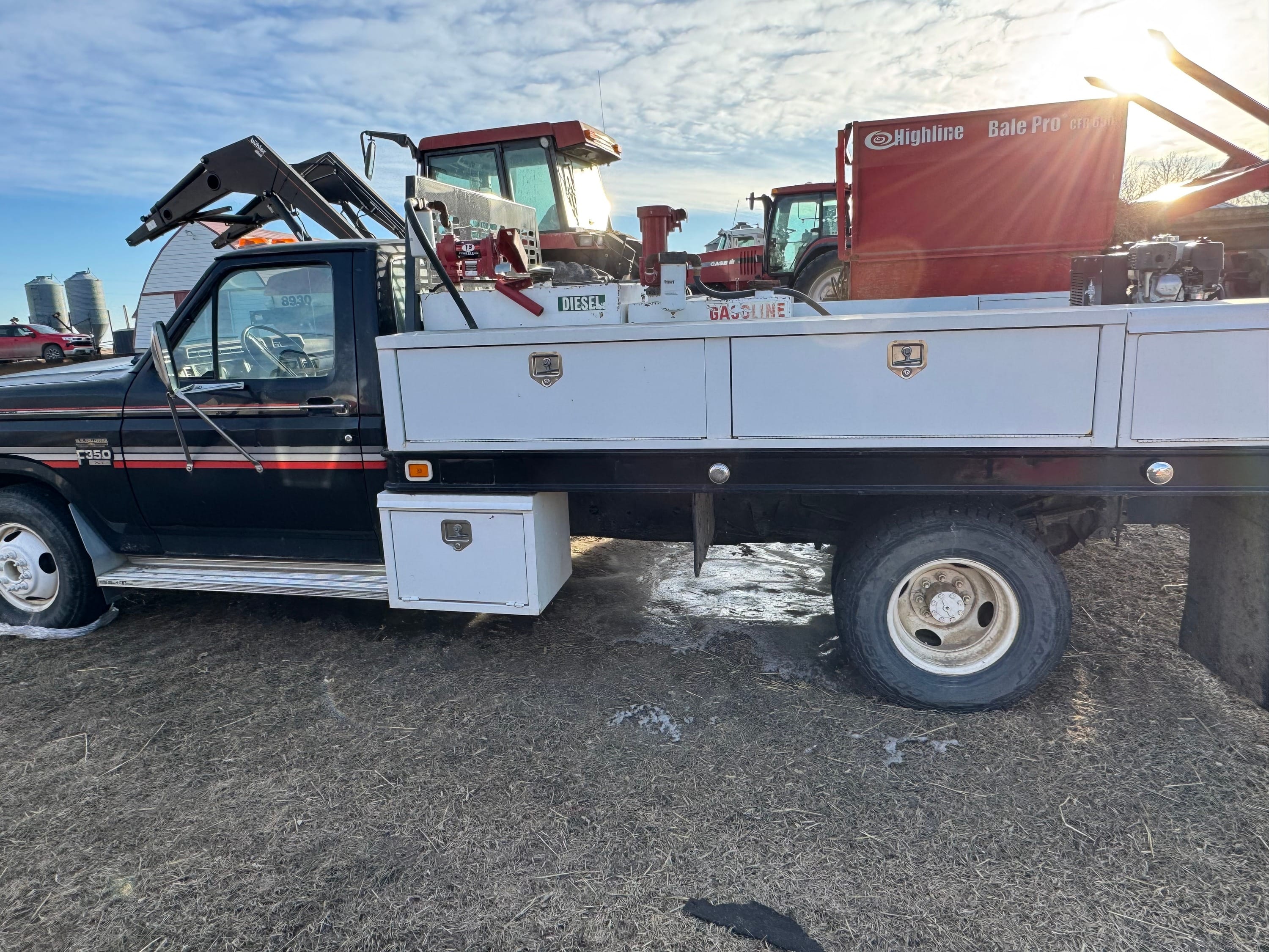 1985 Ford F-350 Equipment Image0