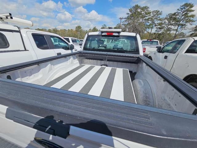 Image of Ford F-150 equipment image 4