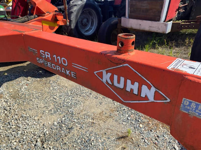 Image of Kuhn SR110 equipment image 3