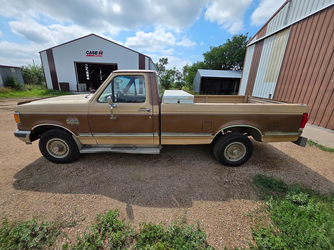 Image of Ford F-150 Primary image
