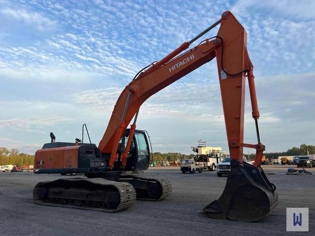 Image of Hitachi ZX350LC-5N equipment image 2