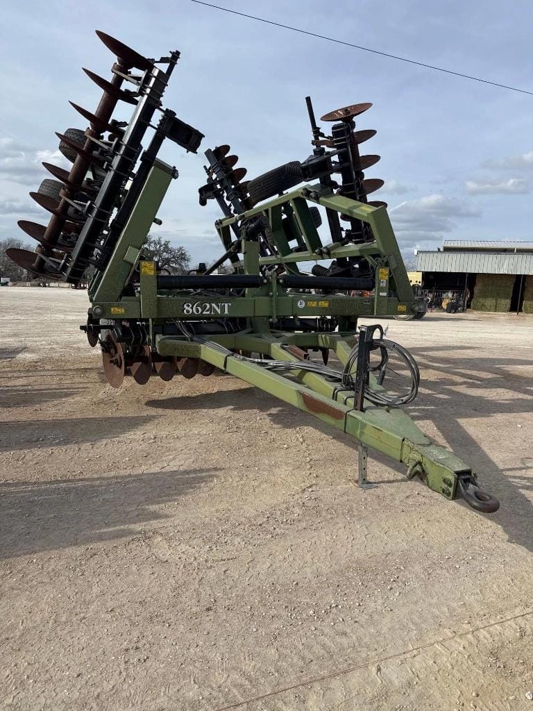 Wishek 862NT Equipment Image0